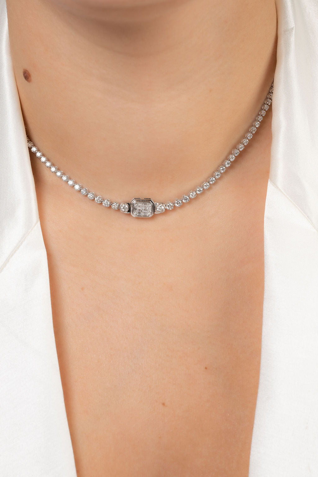 Removable Center Cleo Tennis Necklace