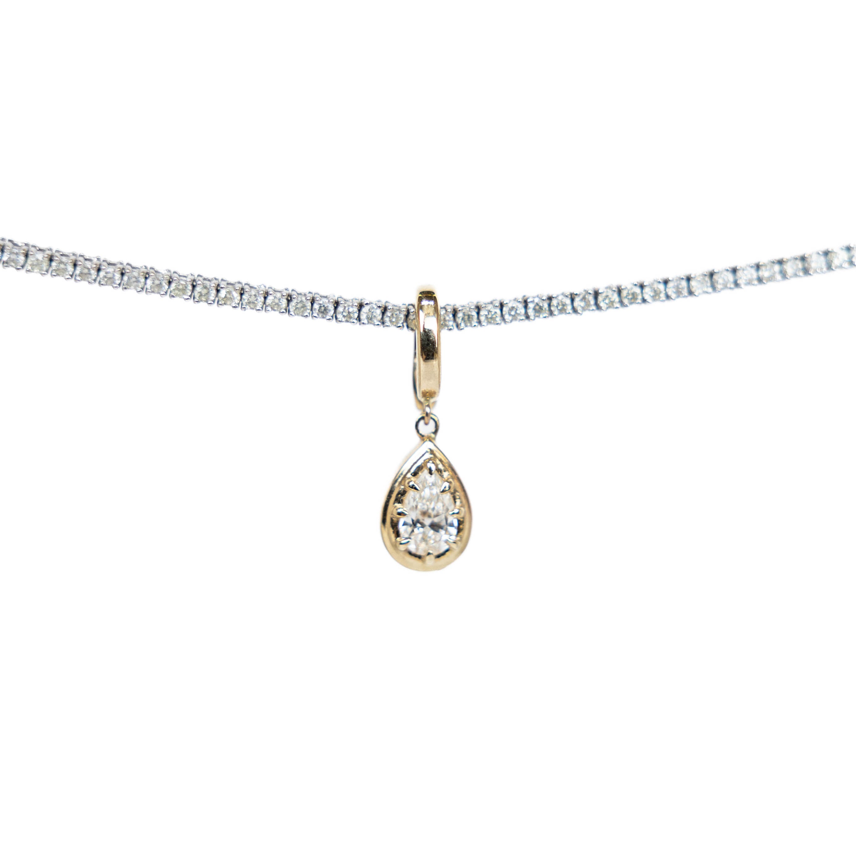Dije PEAR 8 PRONG